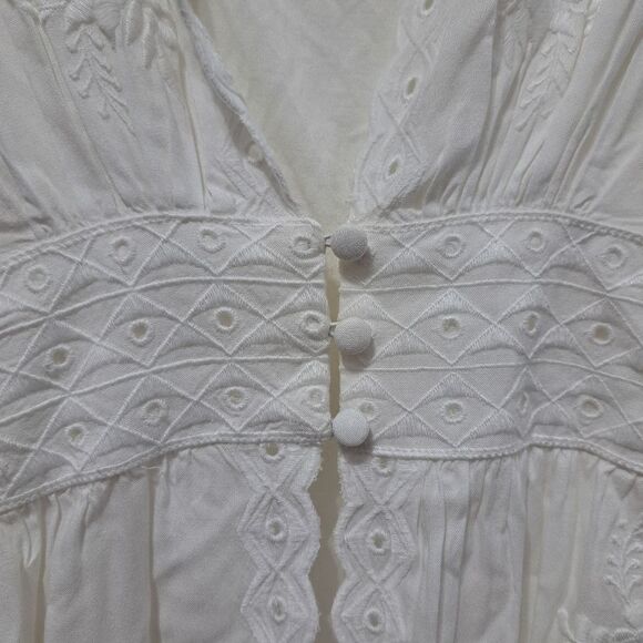 Soft Surroundings Icon Melissani Embroidered Boho Eyelet Tunic & Tank Med White - Picture 12 of 15